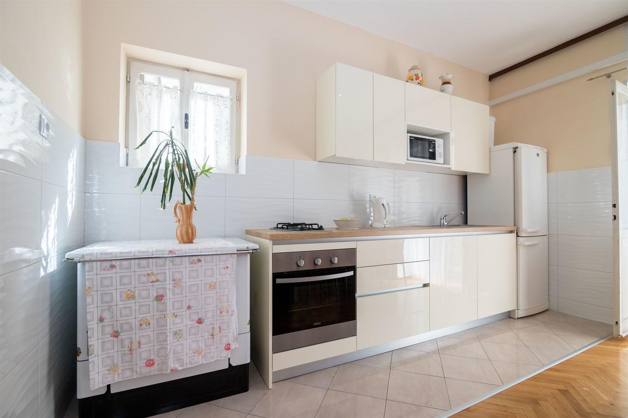 Apartments Zeljko Makarska Buitenkant foto