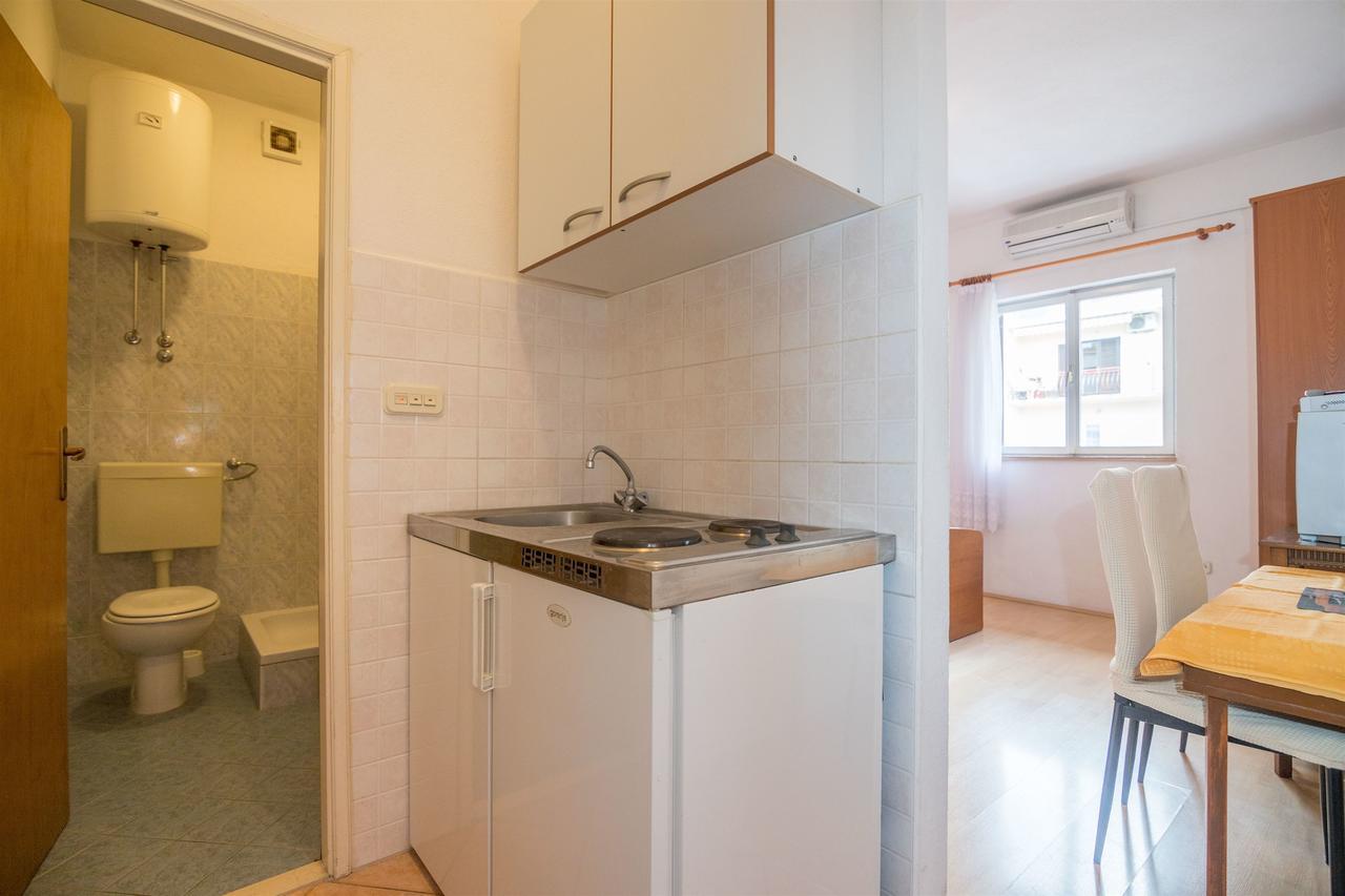 Apartments Zeljko Makarska Buitenkant foto
